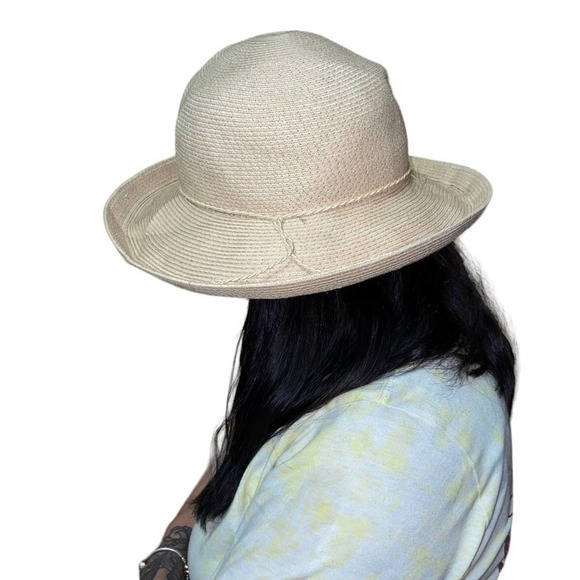Scala 100% Paper Cream Colored Roller Hat - Picture 3 of 6